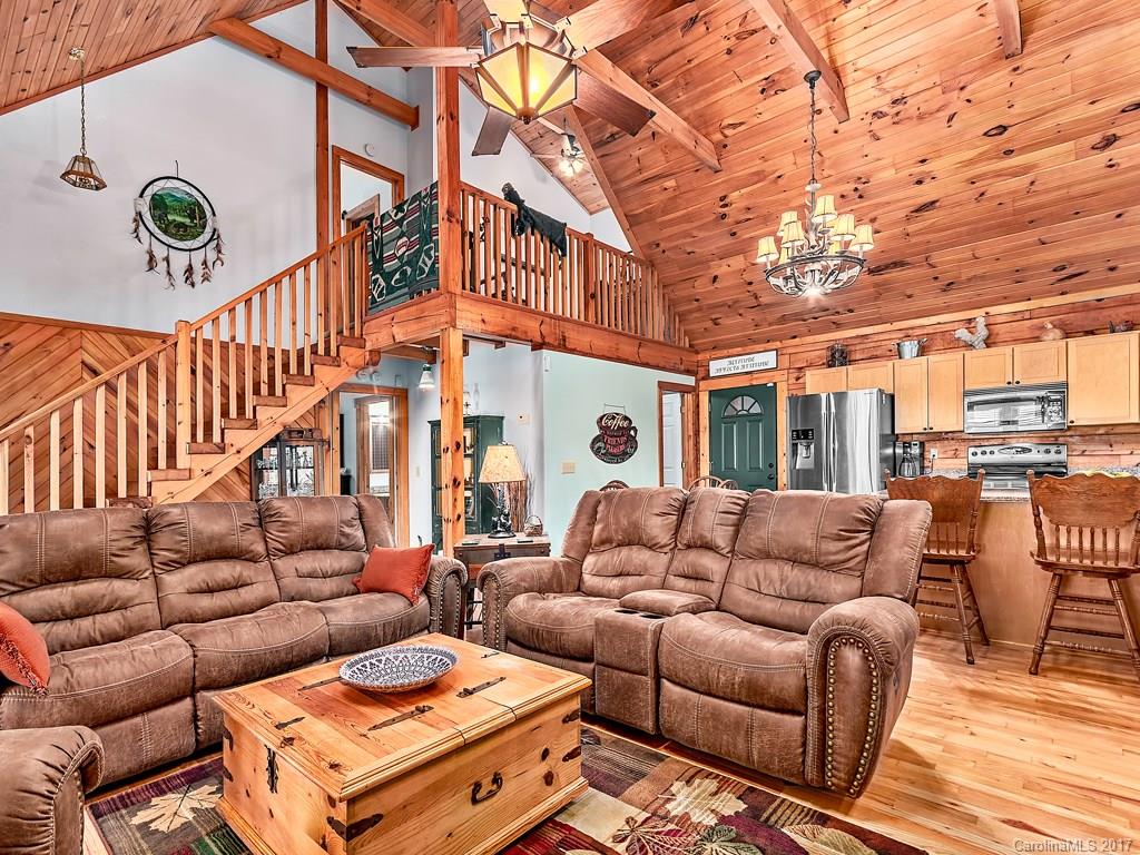 1730 Old Country Road Waynesville, NC 28786 - Photo 4 of 20 Gallery Image 4