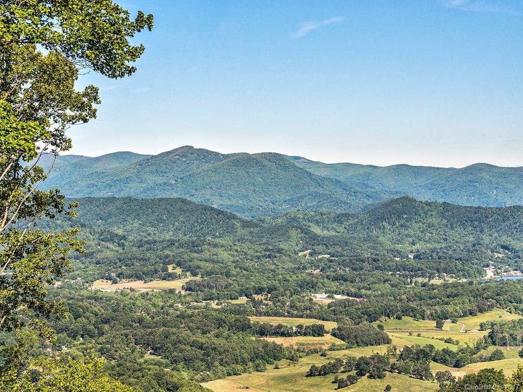1730 Old Country Road Waynesville, NC 28786 - Photo 8 of 20 Gallery Image 8