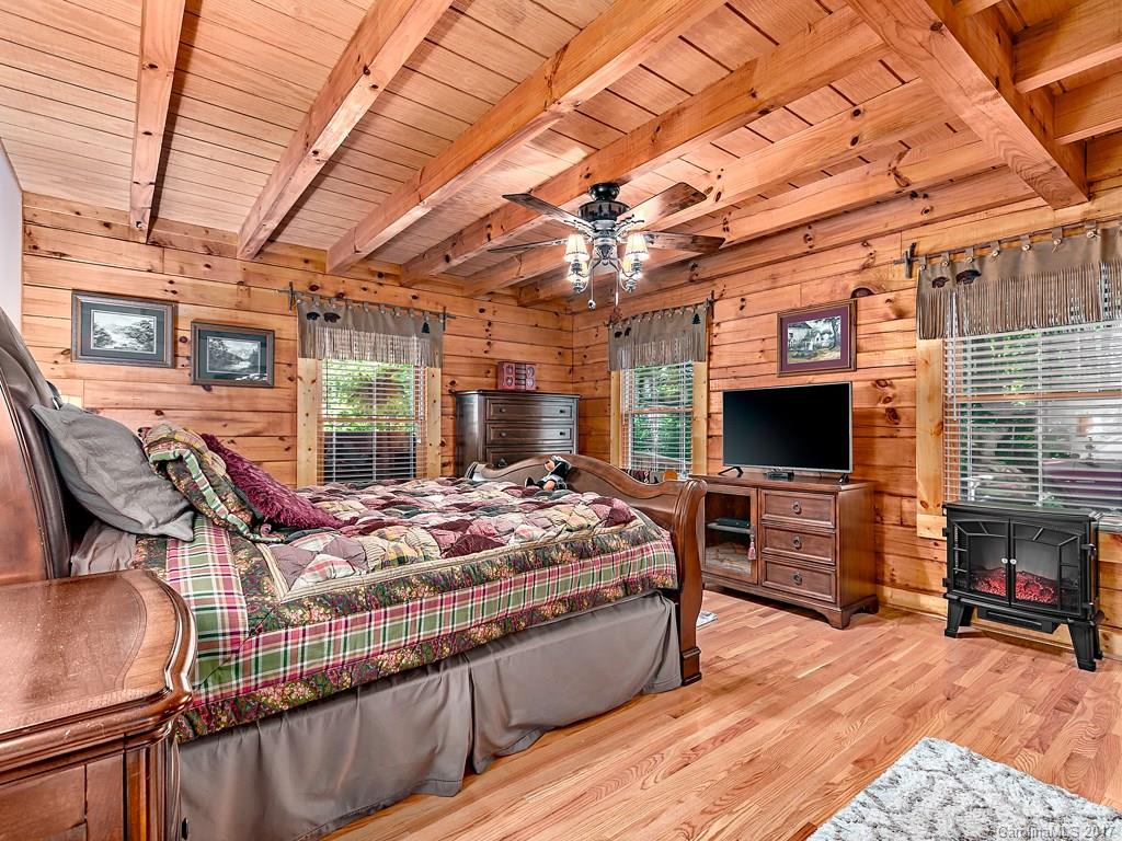1730 Old Country Road Waynesville, NC 28786 - Photo 9 of 20 Gallery Image 9