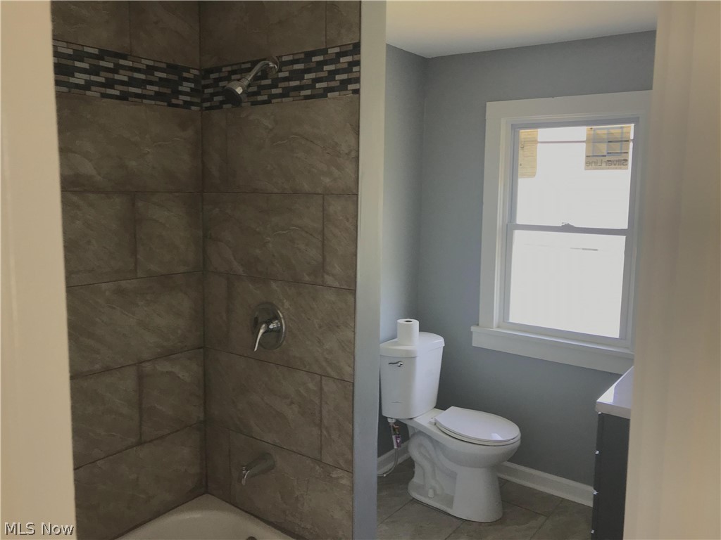 3263 Yorkshire Road Cleveland, OH 44118 - Photo 10 of 20