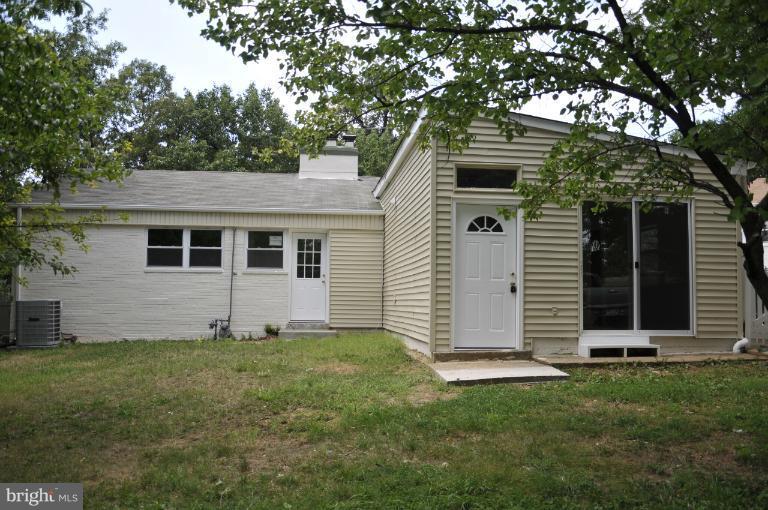 6713 Adelphi Road University Park, MD 20782 - Photo 21 of 23 Exterior (Rear)
