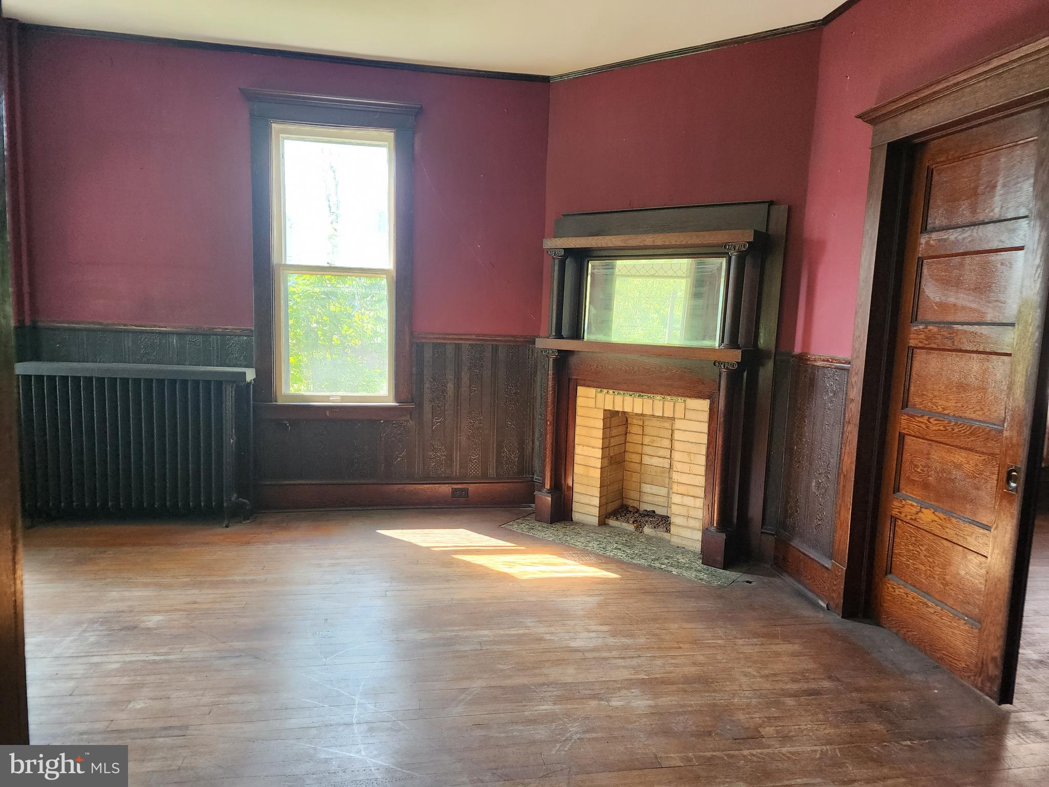 12608 Old Row Road Mount Savage, MD 21545 - Photo 6 of 35 Living Room