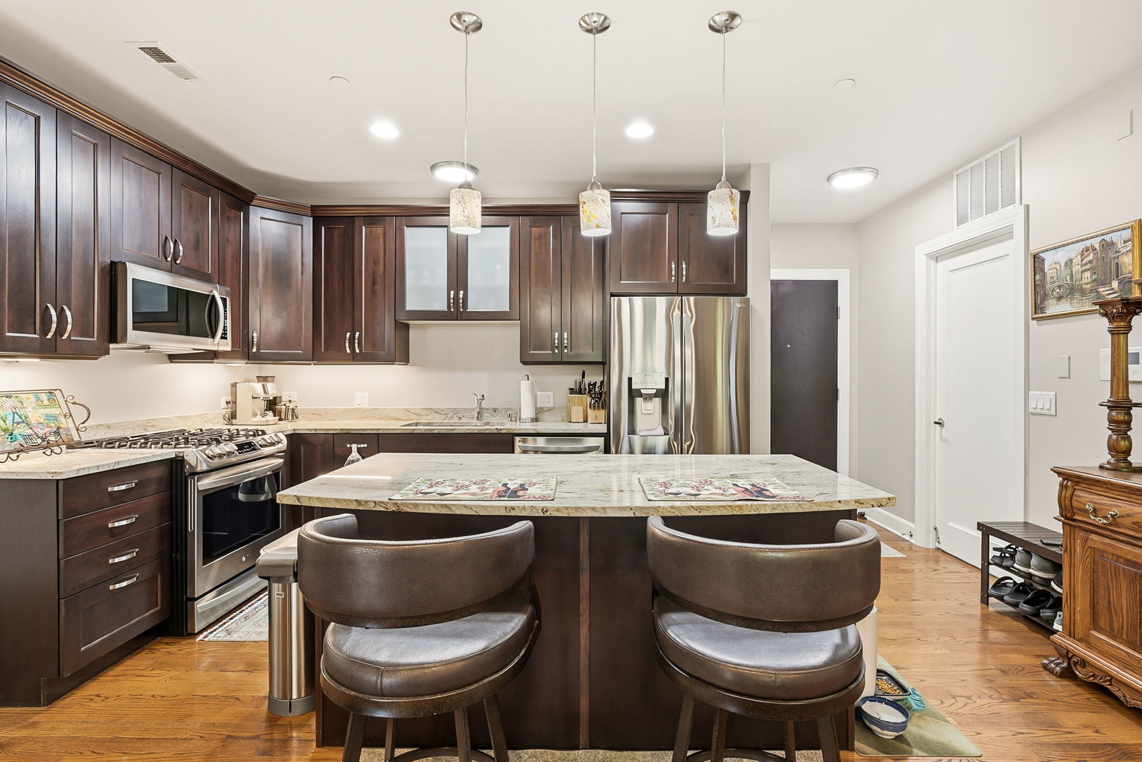 645 Custer Avenue, Unit 103 Evanston, IL 60202 - Photo 14 of 31