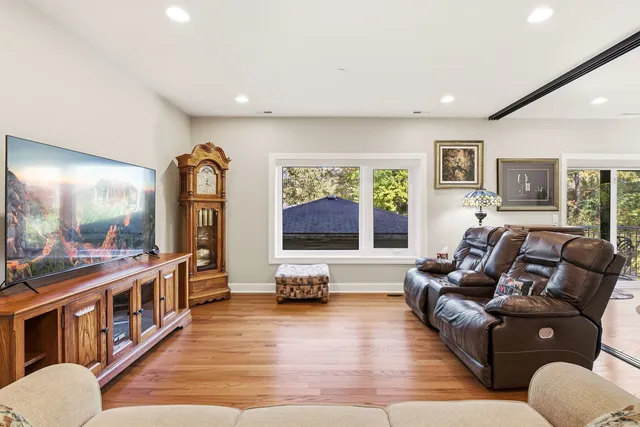 $495,000 | 645 Custer Avenue, Unit 103, Evanston, IL 60202