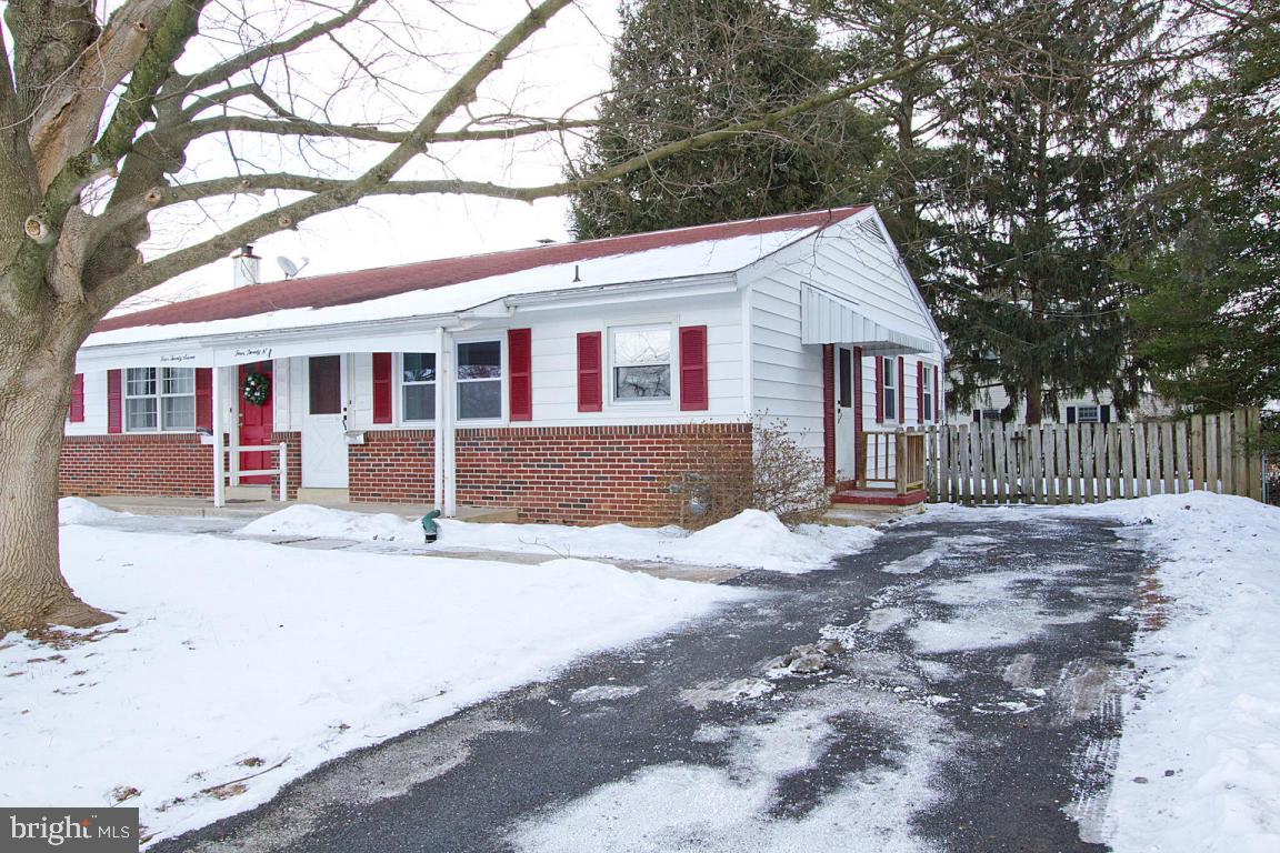 429 West Marion Street Lititz, PA 17543 - Photo 1 of 39
