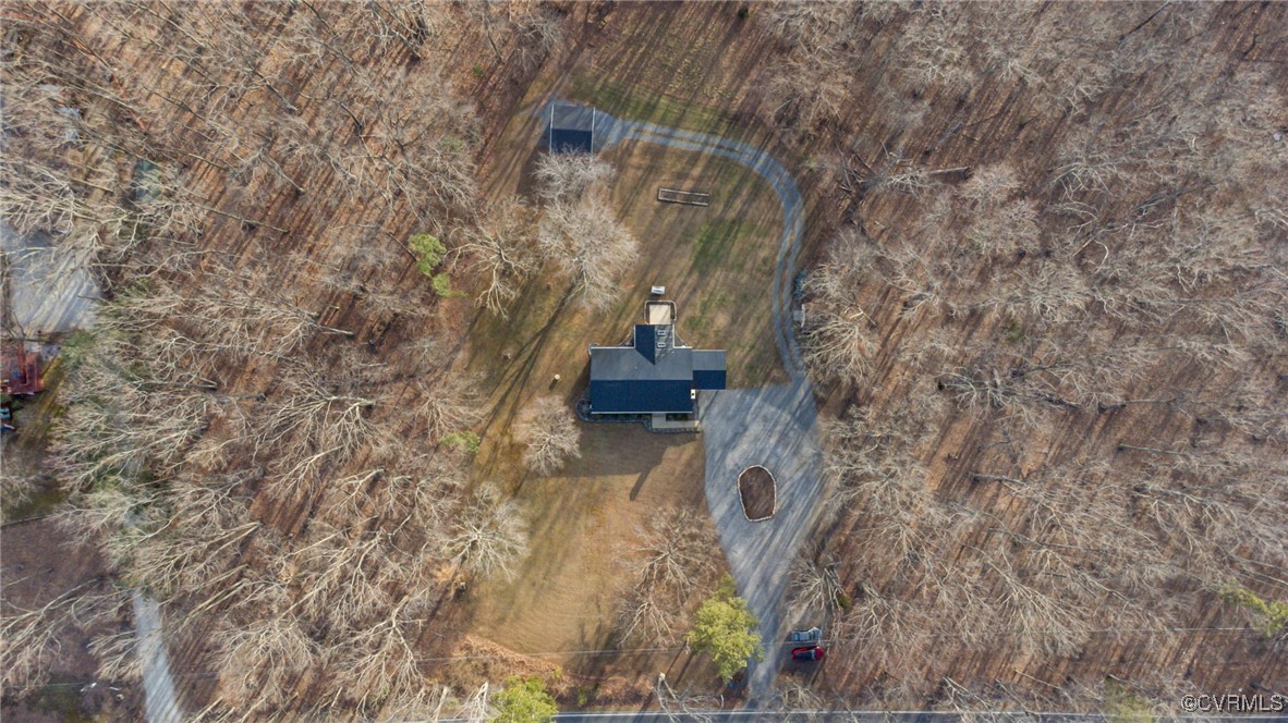 8087 Bell Road Dillwyn, VA 23936 - Photo 3 of 37 a front view of a house with a yard