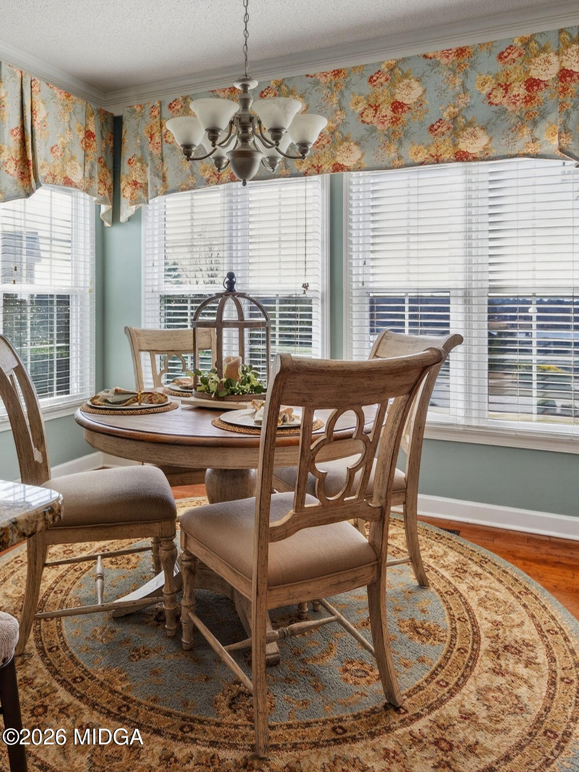 312 Pinnacle Park Macon, GA 31220 - Photo 14 of 63 a dining room with furniture and window