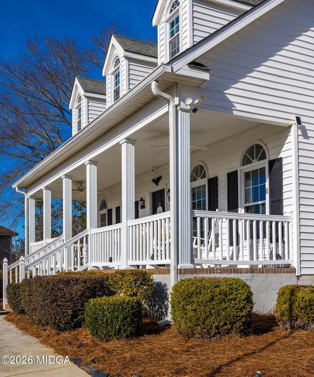 312 Pinnacle Park Macon, GA 31220 - Photo 59 of 63 a front view of a house with a garden