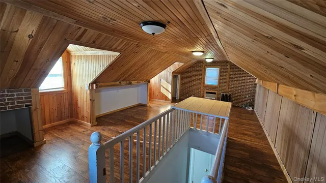 $749,000 | 956 Hillside Boulevard, New Hyde Park, NY 11040