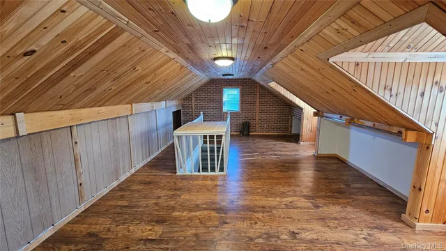 $749,000 | 956 Hillside Boulevard, New Hyde Park, NY 11040