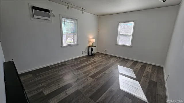 $749,000 | 956 Hillside Boulevard, New Hyde Park, NY 11040