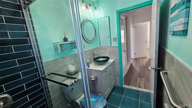 $749,000 | 956 Hillside Boulevard, New Hyde Park, NY 11040