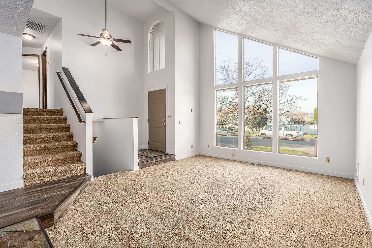5112 North Lucille Road Spokane Valley, WA 99216 - Photo 2 of 28 Gallery Image 2