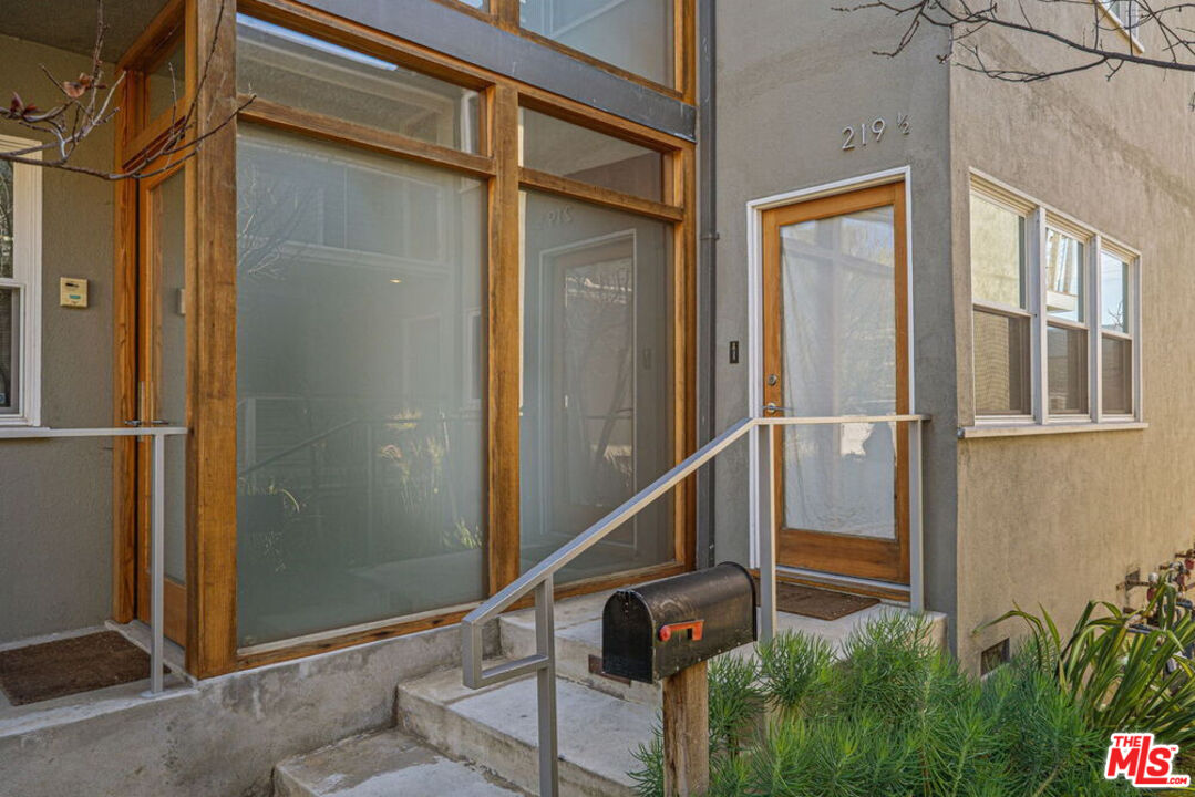 219 3rd Avenue, Unit 1/2 Venice, CA 90291 - Photo 2 of 13 a front view of a house with a window