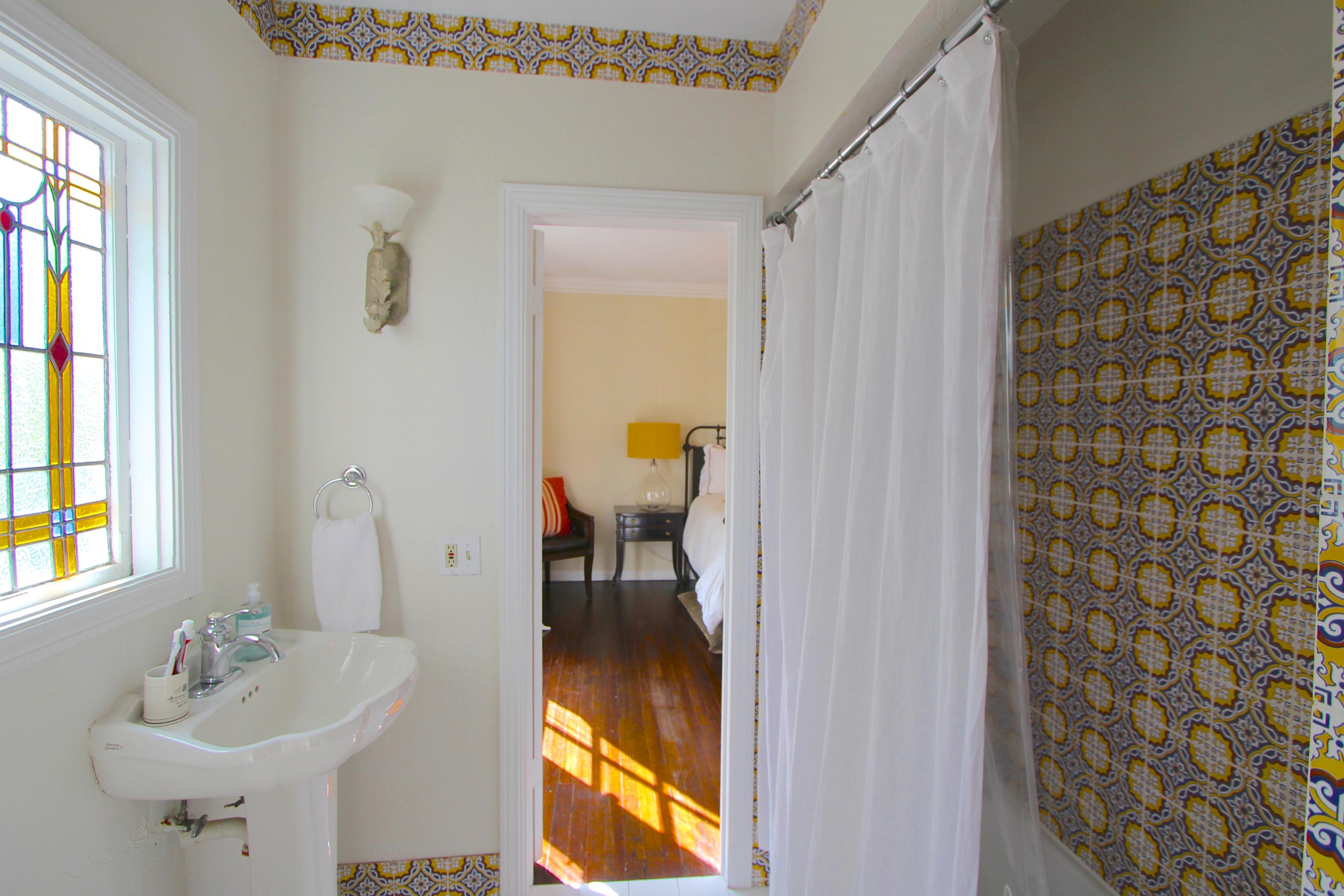 261 Granada Road West Palm Beach, FL 33401 - Photo 7 of 12 IMG_3837.JPG