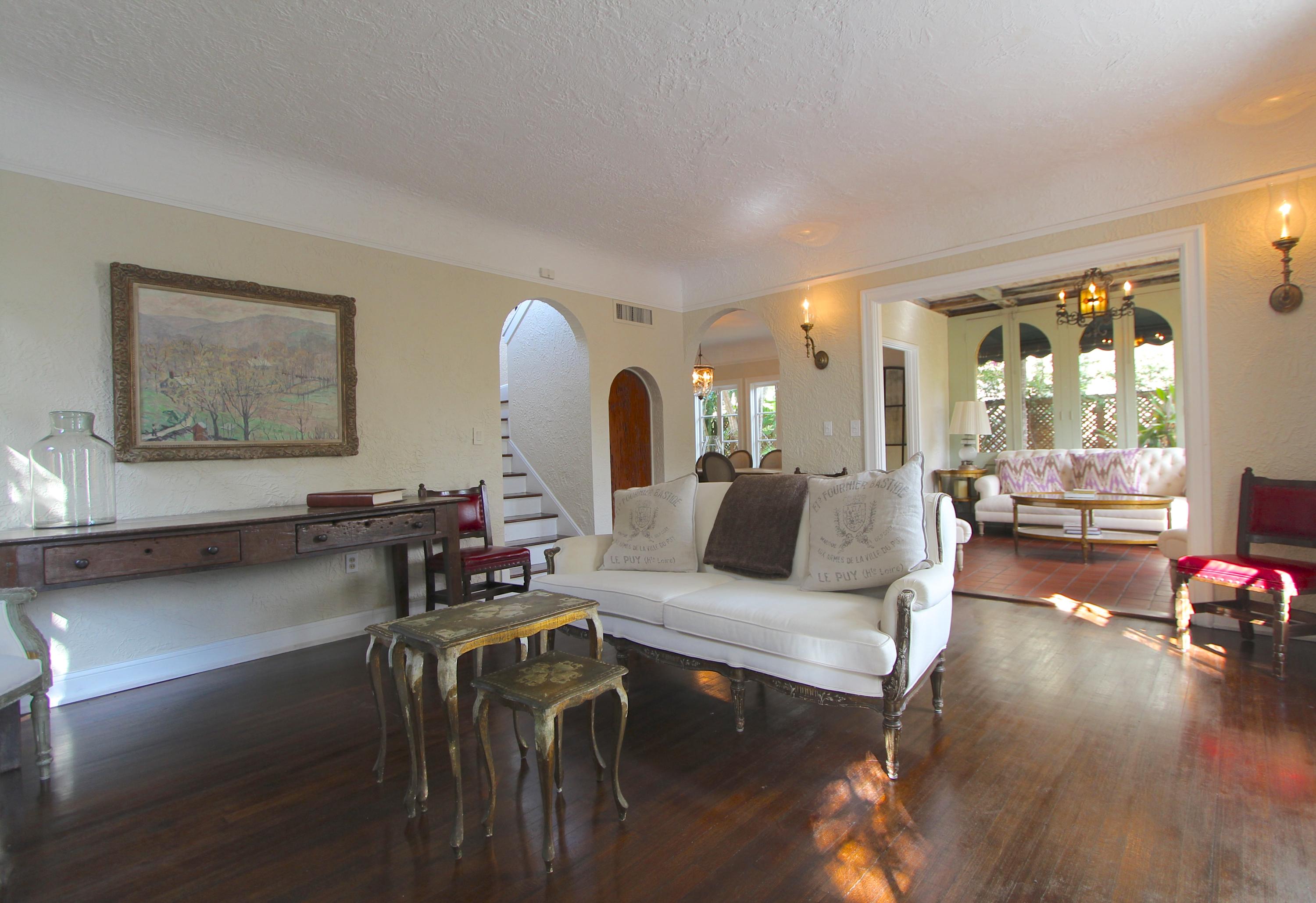 261 Granada Road West Palm Beach, FL 33401 - Photo 10 of 12 IMG_3841.JPG