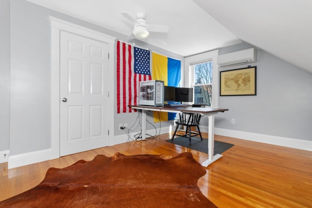 103 Cushing Street, Unit 4 Waltham, MA 02453 - Photo 17 of 27