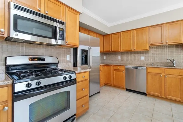 $629,900 | 103 Cushing Street, Unit 4, Waltham, MA 02453