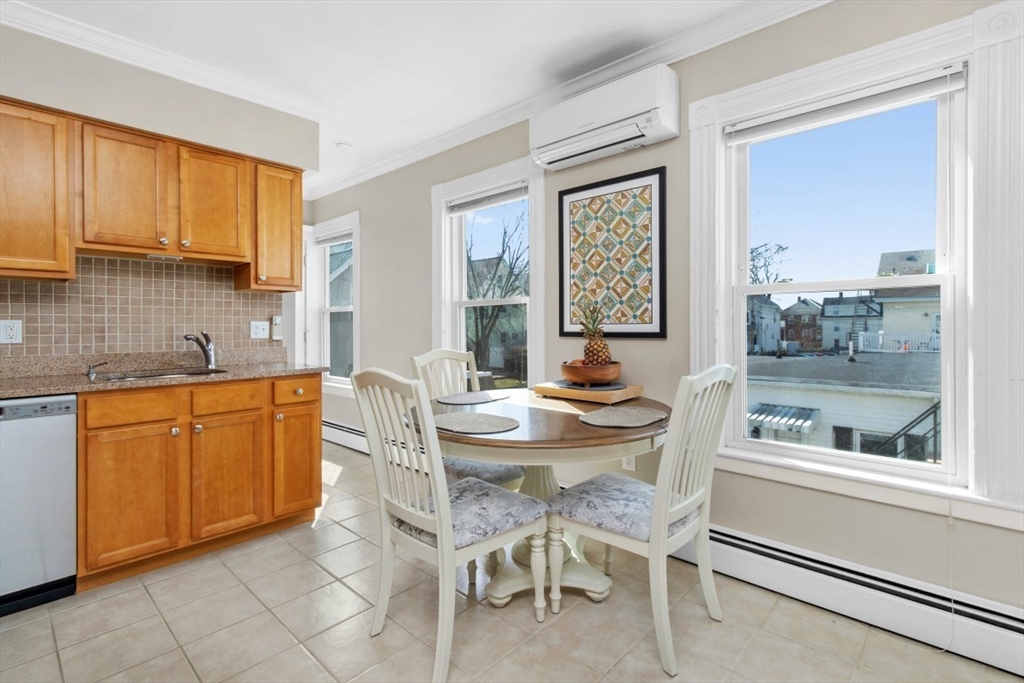 103 Cushing Street, Unit 4 Waltham, MA 02453 - Photo 6 of 27