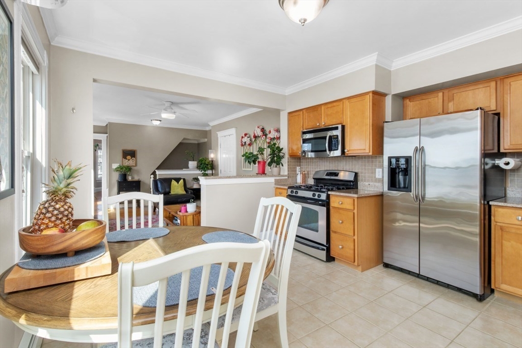 103 Cushing Street, Unit 4 Waltham, MA 02453 - Photo 7 of 27