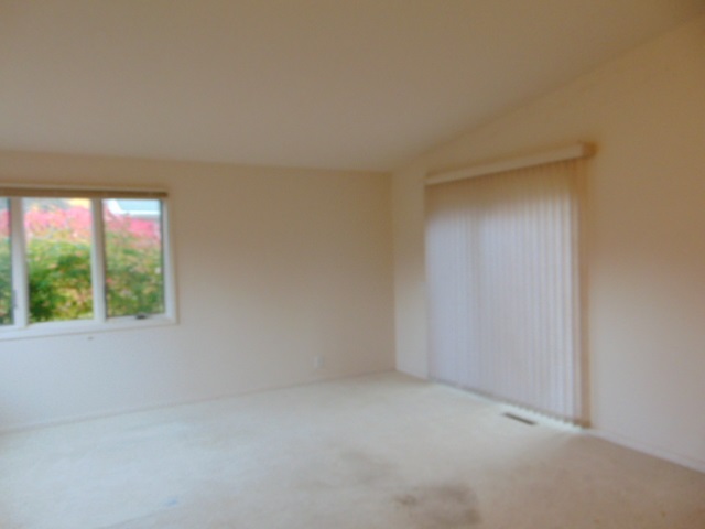 1002 Falkirk Road Alma, MI 48801 - Photo 22 of 32 1882018-21.JPG