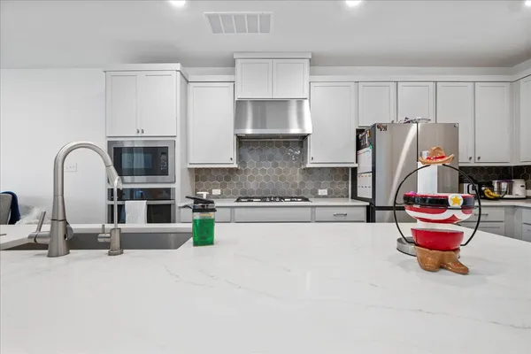 $2,799 | 209 Terra Mnr Trail, Georgetown, TX 78628