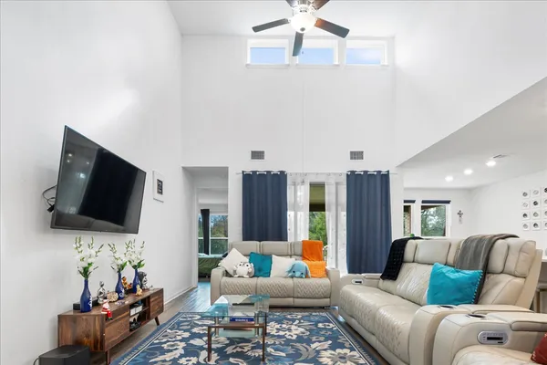 $2,799 | 209 Terra Mnr Trail, Georgetown, TX 78628