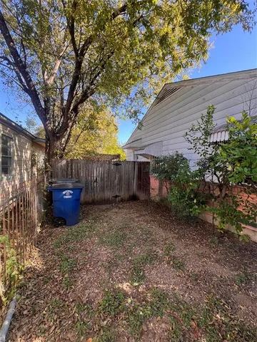 $200,000 | 906 Eli Avenue, Dallas, TX 75211