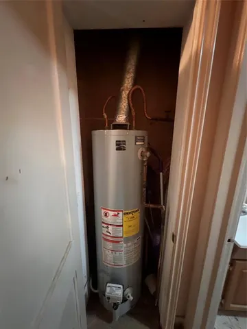 $200,000 | 906 Eli Avenue, Dallas, TX 75211