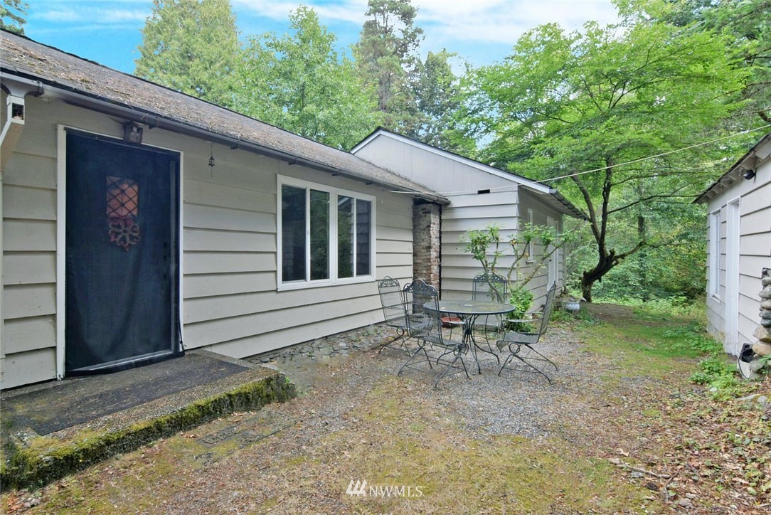 23203 Locust Way Bothell, WA 98021 - Photo 18 of 25