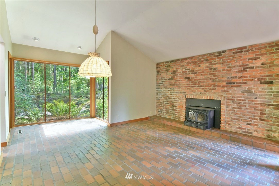 23203 Locust Way Bothell, WA 98021 - Photo 8 of 25