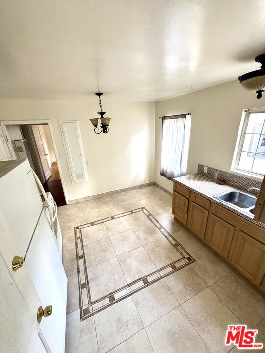 11928 Magnolia Boulevard, Unit 1/4 Valley Village, CA 91607 - Photo 9 of 9