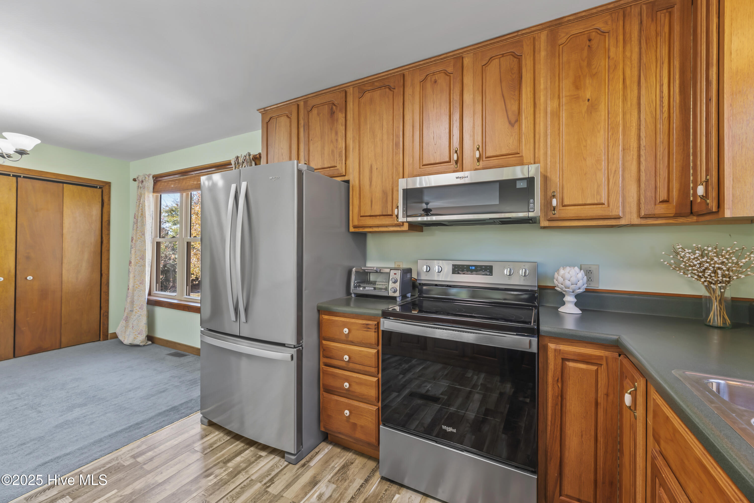 142 Major Island Road Maple, NC 27956 - Photo 14 of 35 Kitchen