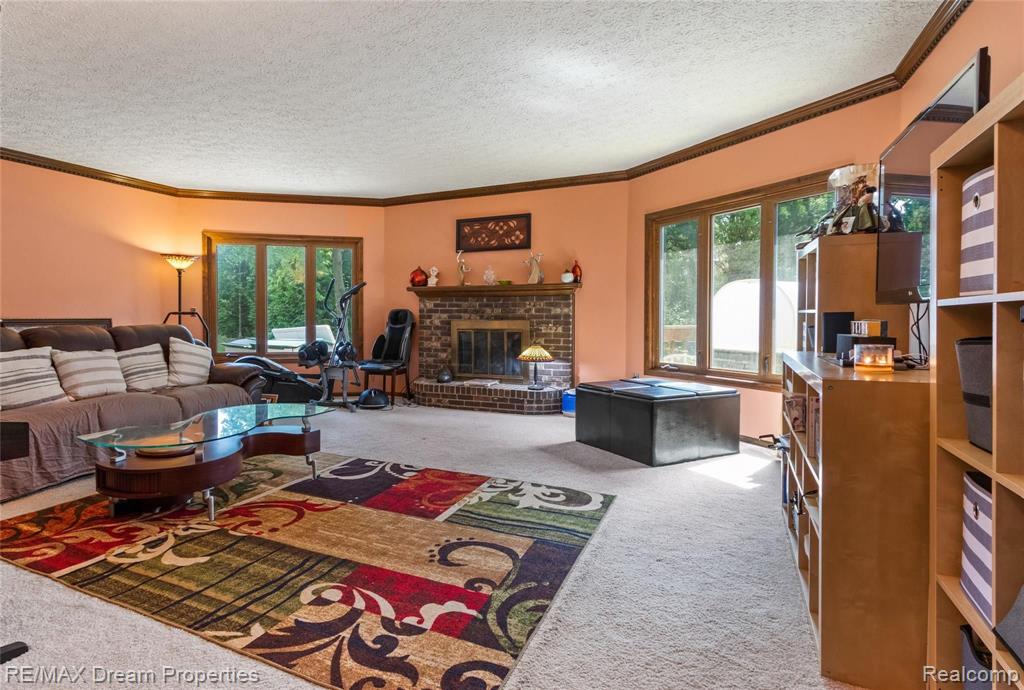 3110 Burlington Drive Rochester Hills, MI 48306 - Photo 15 of 34