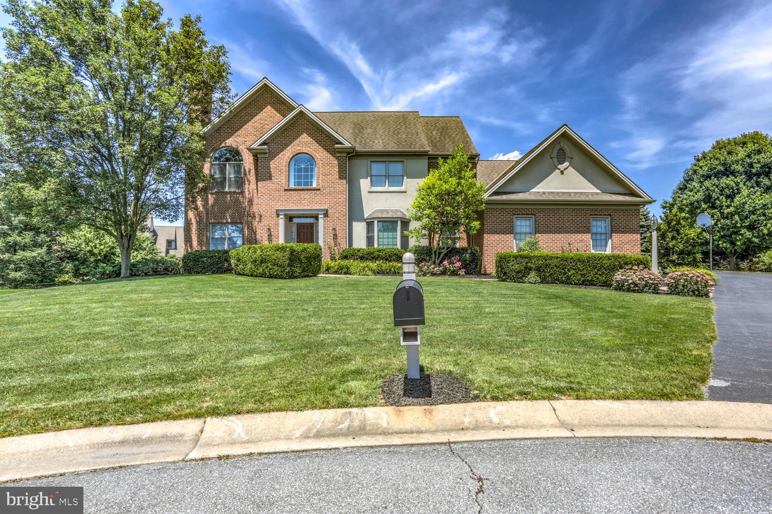 27 Old Post Lane Lititz, PA 17543 - Photo 3 of 67 Gallery Image 3