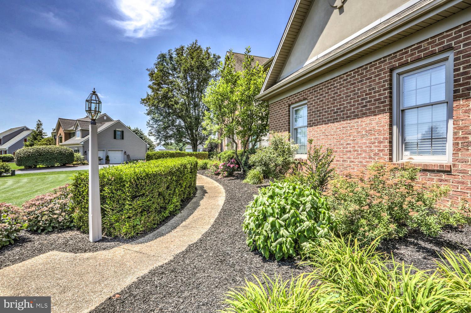 27 Old Post Lane Lititz, PA 17543 - Photo 5 of 67 Gallery Image 5