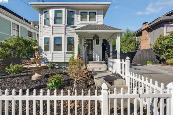 $1,858,000 | 1841 Vine Street, Berkeley, CA 94703