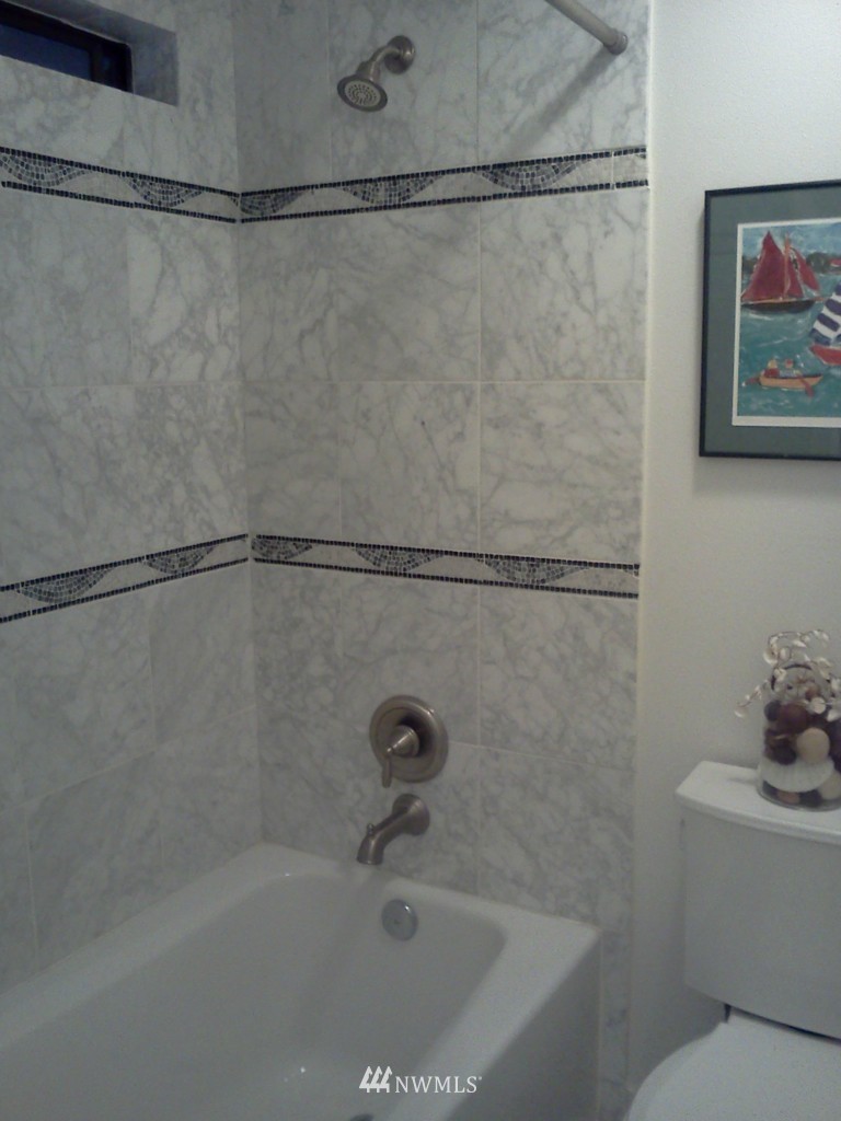 7577 Old Redmond Road, Unit 8 Redmond, WA 98052 - Photo 4 of 6