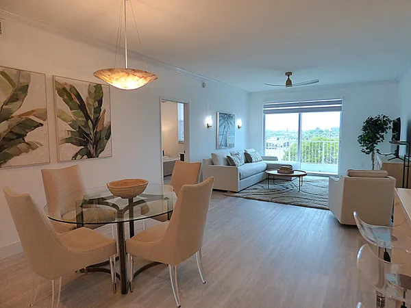 $5,000 | 802 West Windward Way, Unit 303, Lantana, FL 33462