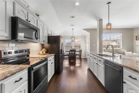 $349,000 | 2861 Avery, Rockwall, TX 75032