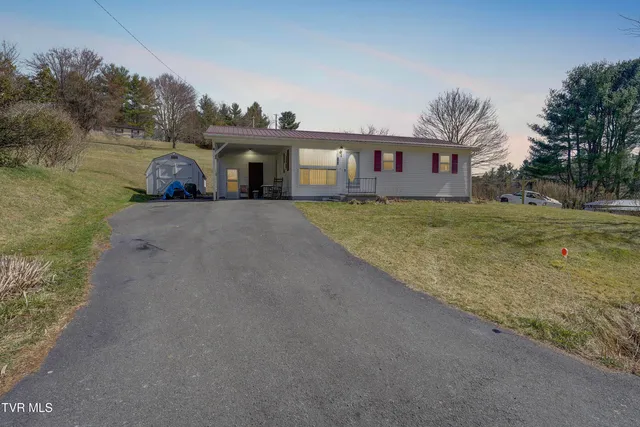 $180,000 | 142 Cressview Road, Mountain City, TN 37683