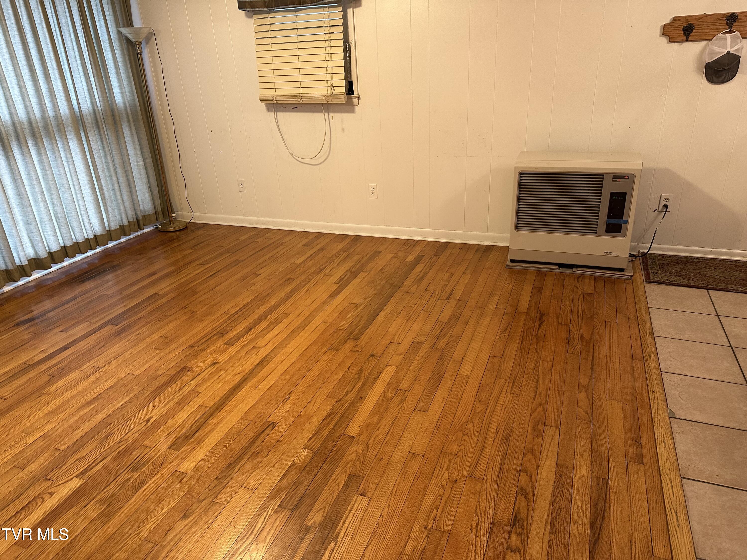 142 Cressview Road Mountain City, TN 37683 - Photo 27 of 35 IMG_4435