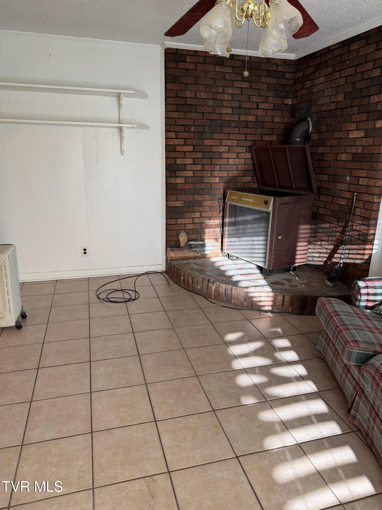 142 Cressview Road Mountain City, TN 37683 - Photo 30 of 35 IMG_5566