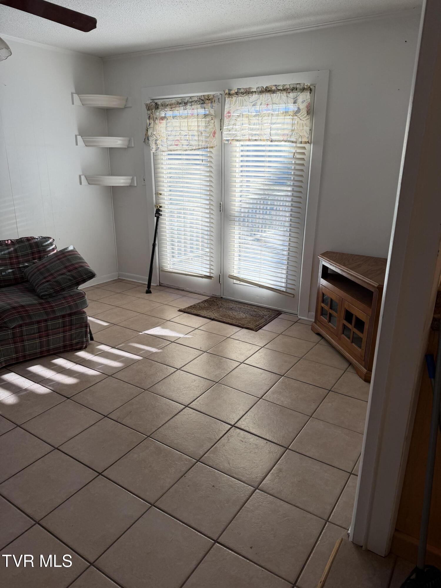 142 Cressview Road Mountain City, TN 37683 - Photo 31 of 35 IMG_5565