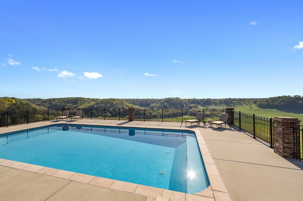 1895 French Brantley Road Wartrace, TN 37183 - Photo 17 of 50 a view of a terrace with skyline