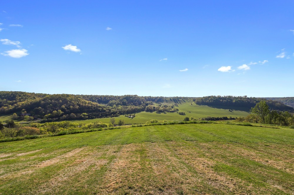1895 French Brantley Road Wartrace, TN 37183 - Photo 9 of 50 a view of an ocean and a mountain
