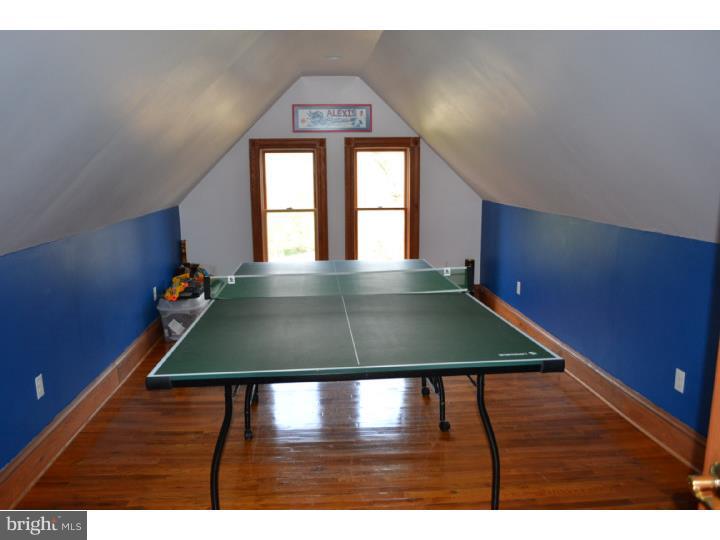 1301 Ashbourne Road Cheltenham, PA 19027 - Photo 23 of 25 Bonus Room