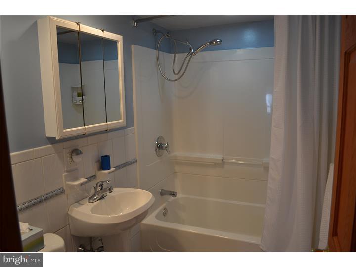 1301 Ashbourne Road Cheltenham, PA 19027 - Photo 24 of 25 Bathroom