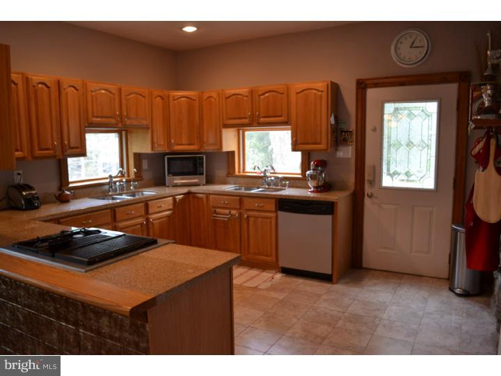 1301 Ashbourne Road Cheltenham, PA 19027 - Photo 7 of 25 Kitchen
