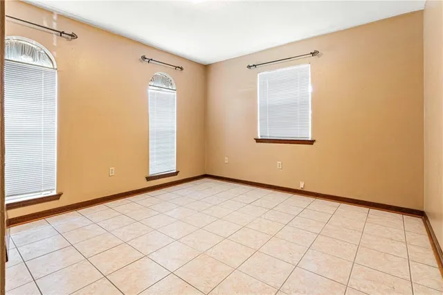 $305,000 | 1525 Pasadena Avenue, Metairie, LA 70001